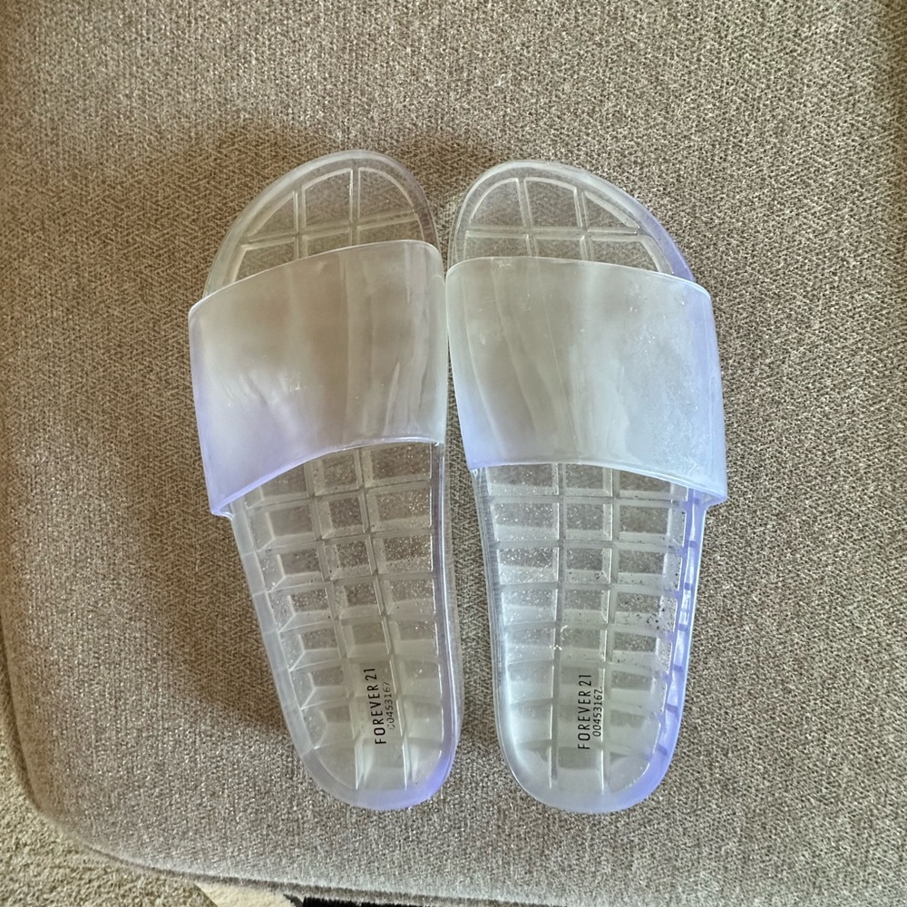 Forever 21 clear slides